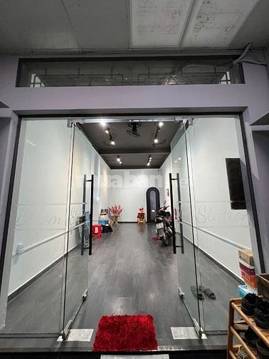 CHO THUÊ MẶT BẰNG TẦNG TRỆT LÀM CỬA HÀNG, VĂN PHÒNG, SPA, YOGA