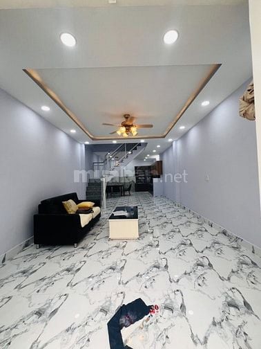 Nhà 2 tầng quận 7, HXH 4 chỗ, tặng nội thất, 4x16m, nhỉnh 6 tỷ