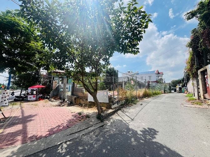 Bán đất 2 mặt tiền Xa Lộ Hà Nội phường Hiệp Phú Quận 9 giá 63 tỷ