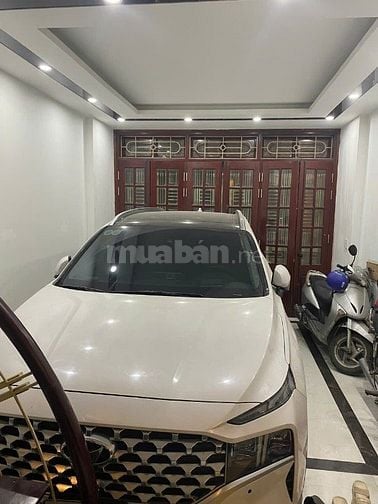 Bán nhà phố Vũ Hữu – Ngõ ô tô tránh – 2 mặt thoáng – 4 tầng – 18.3 tỷ