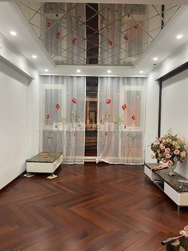 Bán nhà phố Vũ Hữu – Ngõ ô tô tránh – 2 mặt thoáng – 4 tầng – 18.3 tỷ