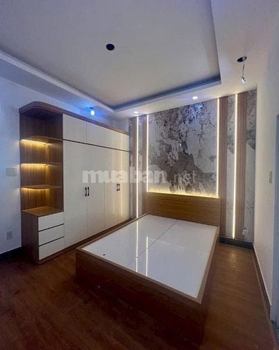 Ngộp bank bán gấp nhà Nguyễn Gia Trí,p26, Bình Thạnh. Chỉ 2,69tỷ. 68m2