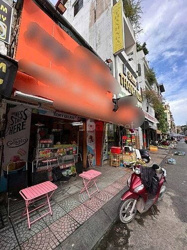 Cho thuê lại quán nước ép – sinh tố doanh thu 100tr/tháng, mặt tiền 12
