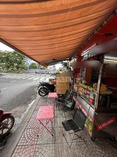Cho thuê lại quán nước ép – sinh tố doanh thu 100tr/tháng, mặt tiền 12
