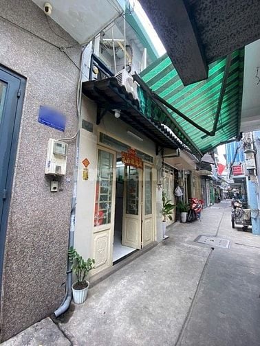 Bán Nhà Chính Chủ Quận Bình Tân giáp Tân Phú .vị trí đẹp