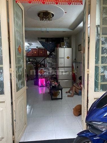 Bán Nhà Chính Chủ Quận Bình Tân giáp Tân Phú .vị trí đẹp