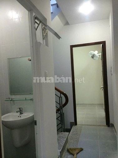 Hẻm Ng Thiện Thuật cách Bàn Cờ 30m,5Tầng,4PN,sạch sẽ, Gần Chợ 