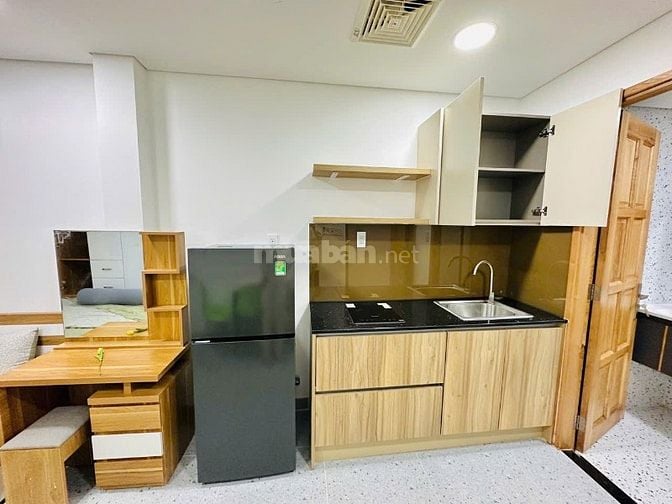 Ban công trời 1 PN tách bếp Hoàng Sa Quận 3