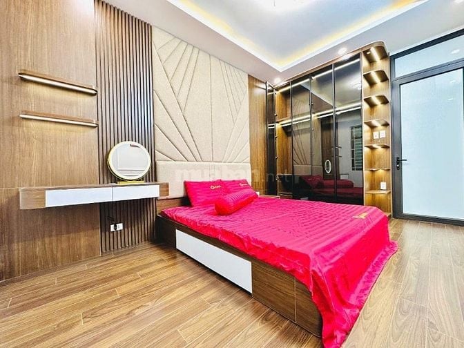 BÁN NHÀ PHỐ TRẦN QUỐC VƯỢNG CẦU GIẤY 41M 9.8TY PHÂN LÔ VIP 2 MẶT NGÕ