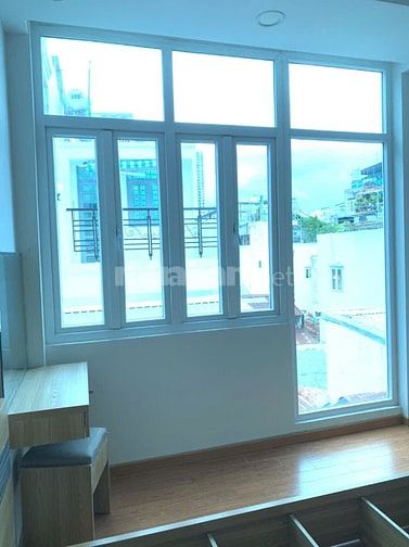 Bán nhà trung tâm Quận 1, giá 6,8 tỷ, 3PN & 5WC, công chứng ngay