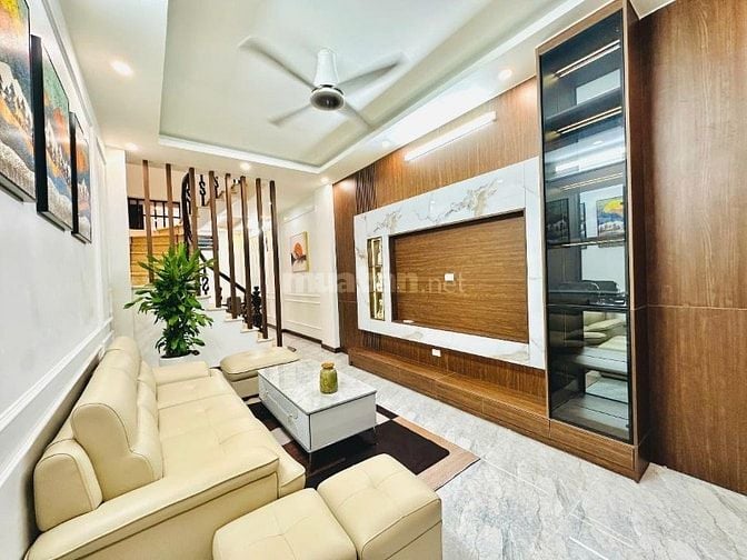 BÁN NHÀ PHỐ TRẦN QUỐC VƯỢNG CẦU GIẤY 41M 9.8TY PHÂN LÔ VIP 2 MẶT NGÕ