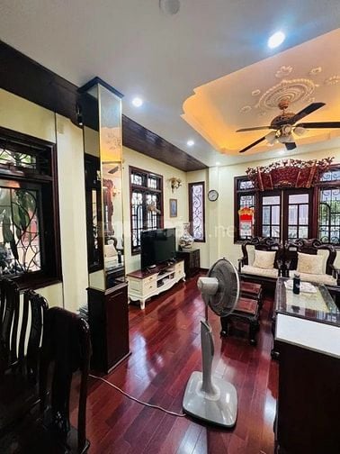 Bán Nhà Lô góc 3 thoáng Siêu hiếm, 55m2, 5 tầng, MT 9,7M, giá 18,7 tỷ