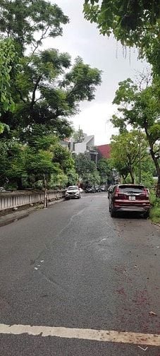 Á HẬU, Ngô thì sỹ,Vạn phúc hà đông, 55m2,5 tầng, thang máy, chỉ 13 tỷ
