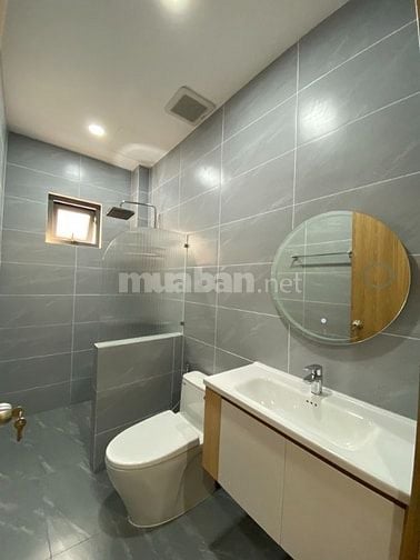 MT đường số Q7, tặng thang máy xịn, 5x18m, 4 tầng, chỉ 14 tỷ
