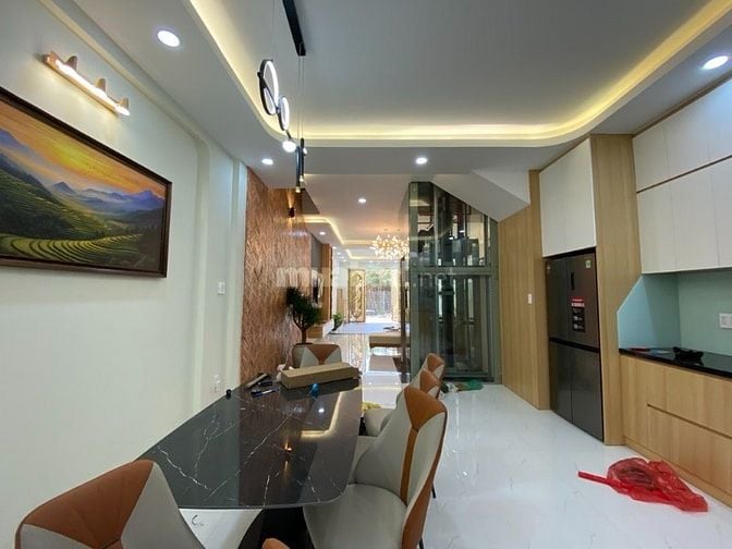 MT đường số Q7, tặng thang máy xịn, 5x18m, 4 tầng, chỉ 14 tỷ