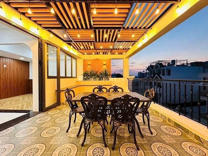 NHÀ MỚI VÀO NGAY- 489 Huỳnh Văn Bánh, Phường 13, PN- có thang máy