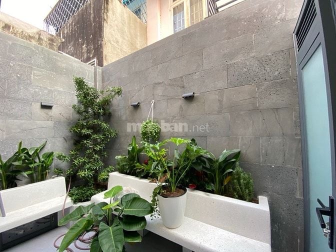 MT đường số Q7, tặng thang máy xịn, 5x18m, 4 tầng, chỉ 14 tỷ
