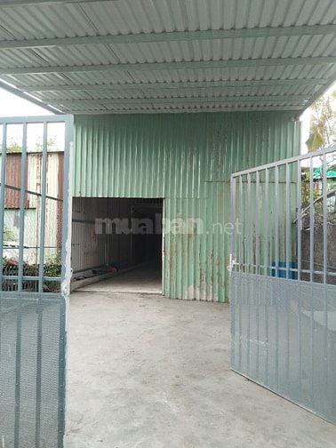 Cho thuê nhà nguyên căn diện tích 5x18, có gác lửng, toilet, sân để hơ