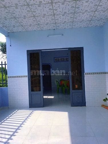 Cần tiền bán căn nhà còn mới 126m2 ở Thị Xã Trảng Bàng giá 700 triệu