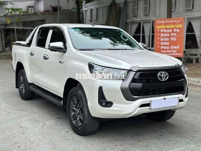 Toyota Hilux 2021 2.4 4x2 AT - 50000 kmp