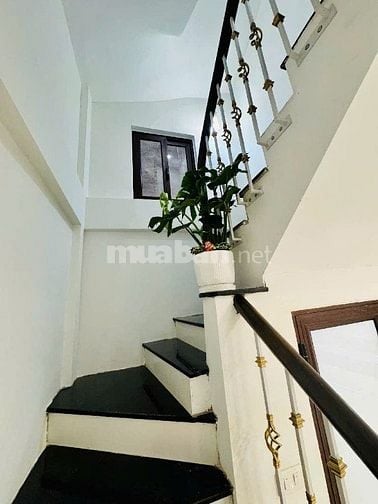 NHÀ ĐẸP FULL NỘI THẤT NGÕ 184 ĐÊ TRẦN KHÁT CHÂN - HBT - CHỈ CÓ 6,8 TỶ