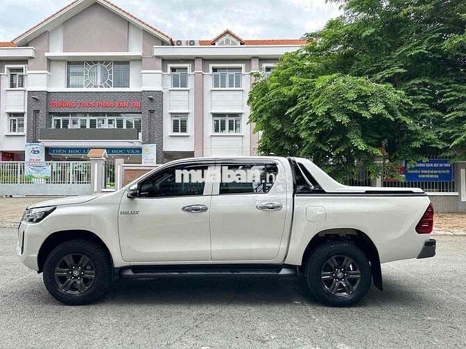 Toyota Hilux 2021 2.4 4x2 AT - 50000 kmp