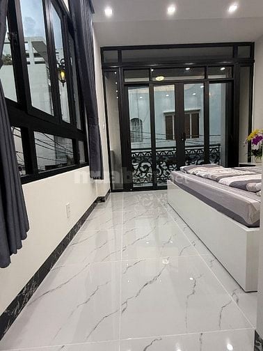 Nhà 3 Lầu tuyệt đẹp cao cấp HXH Nguyễn Thượng Hiền, nhà mới vô ở Ngay