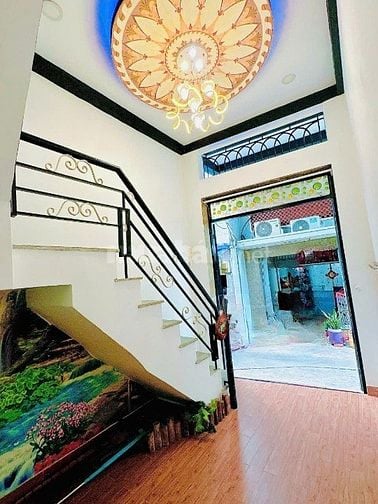 Nhà Mini 3 lầu đúc vị trí đẹp ngay khu kinh doanh sầm uất nhất P12Q8