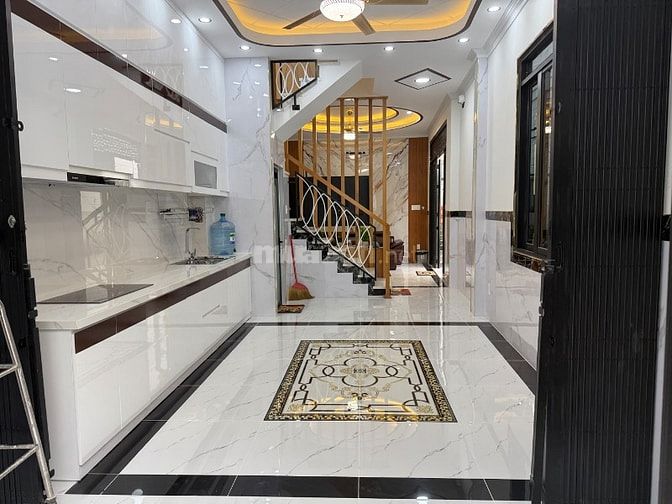 Nhà 3 Lầu tuyệt đẹp cao cấp HXH Nguyễn Thượng Hiền, nhà mới vô ở Ngay