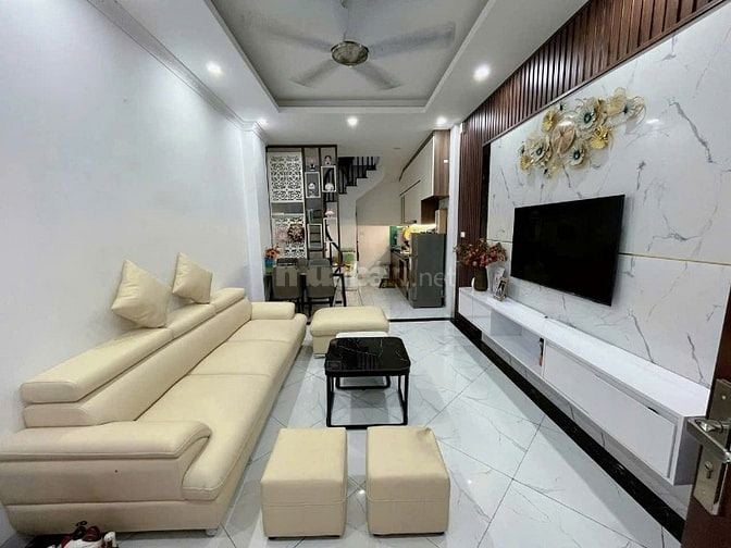 BÁN NHÀ LĨNH NAM – GẦN Ô TÔ – 35M² x 5 TẦNG  – GIÁ 5.6 TỶ 