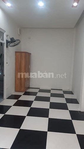 CHO THUÊ NGUYÊN CĂN NHÀ 5 TẦNG số 4 ngõ 29 phố Nghĩa Dũng, Ba Đình