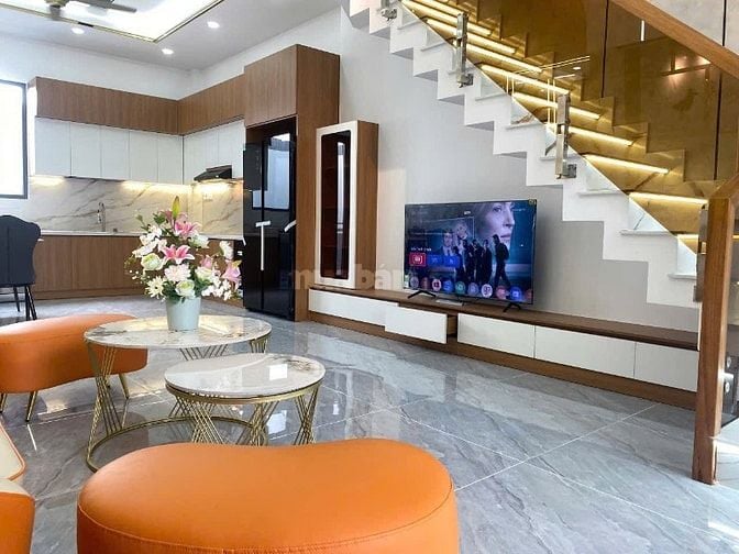 Căn VIP nhất đẹp tại Hồ Bá Kiện P15 Q10 – 60m², 3 Tầng,Hẻm 4m, sổ sạch