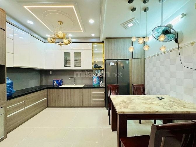 Cô Út bán nhà đường Cô Giang - Quận Phú Nhuận / 65.2m2 (Sổ Hồng Riêng)