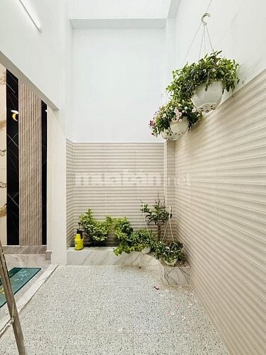 🏡 BÁN NHÀ ĐẸP – ĐƯỜNG NHIÊU TÂM, QUẬN 5 – GIÁ CHỈ 2 TỶ 880 TRIỆU 📍 