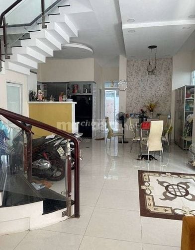 BIỆT THỰ KẾ HIMLAM, 10 X 20, DÒNG TIỀN 720TR/NĂM, SHR, 35,X TỶ