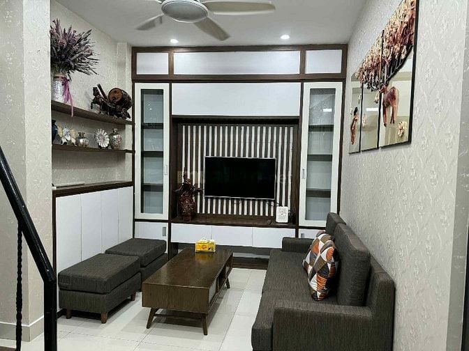 Bán nhà ngõ số 8 Hàng Thùng, 5m ra Hàng Thùng - 8 tỷ (có thương lượng)