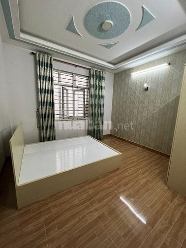 Chính chủ cần bán gấp nhà đẹp ngang 8m Khu vip Bình Tân HXH 