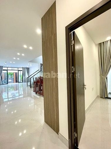 Bán nhà 1020/34 Quang Trung, Hẻm Xe Hơi, 101m2, 4 PN 7.6 TỶ