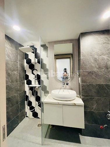 Bán nhà mới 67.5m2 ngay chợ Rạch Ông Đường xe tải tới nhà P2Q8