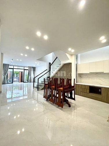 Bán nhà 1020/34 Quang Trung, Hẻm Xe Hơi, 101m2, 4 PN 7.6 TỶ