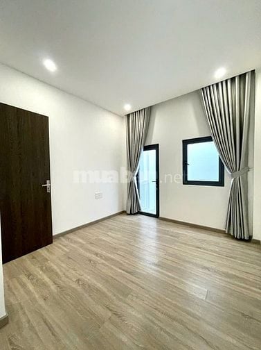 Bán nhà 1020/34 Quang Trung, Hẻm Xe Hơi, 101m2, 4 PN 7.6 TỶ