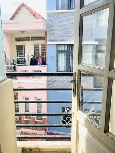 Phòng Full NT có Ban công & Cửa sổ thoáng ngay Nguyễn Thượng Hiền PN