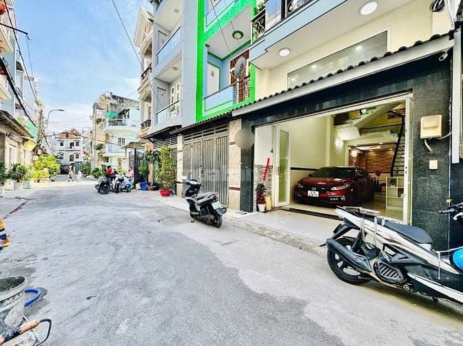 ‼️ Chủ Nhà Cần Bán Gấp Trước Tháng Này – Nhà Q.10, 3PN, Hẻm Xe Hơi, Gi