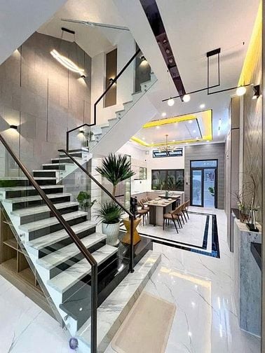 Nhà 3 tầng Hoàng Hoa Thám, Quận Bình Thạnh /63m2 / 2 tỷ 900 triệu /SHR
