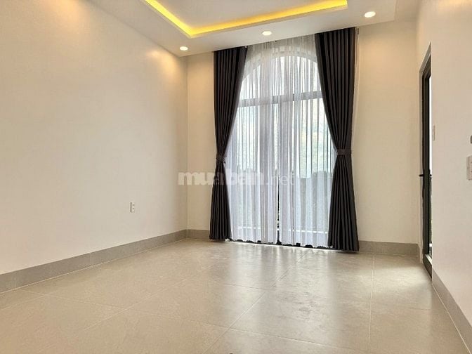 Cho thuê nhà 1 trệt 2 lầu full nội thất ngay Trung Tâm Thành Phố Tân A