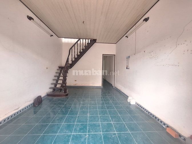Nhà 2 tầng 50m2 Gần Ngã 4 An Sương Hóc môn chỉ 2.5 tỷ