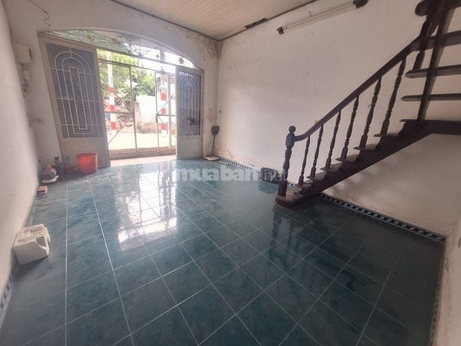 Nhà 2 tầng 50m2 Gần Ngã 4 An Sương Hóc môn chỉ 2.5 tỷ