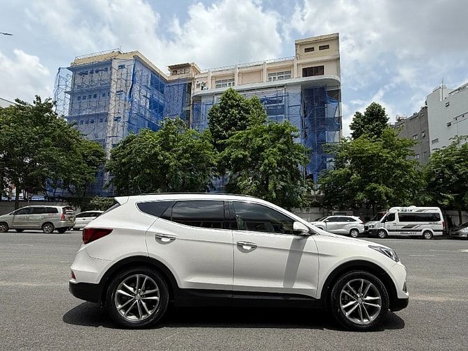  Cần bán Hyundai Santafe máy dầu 2,2 hai cầu bản full kịch đồ chơi ...