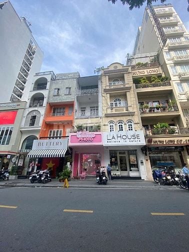 Bán nhà mặt tiền 88 Phố Mạc Thị Bưởi, Phường Bến Nghé, Quận 1, TPHCM