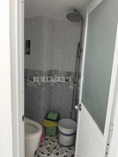 Chính chủ gửi bán gấp nhà đẹp 4*9 trệt lầu 2phong  hẻm 4m giá 1ty46TL 